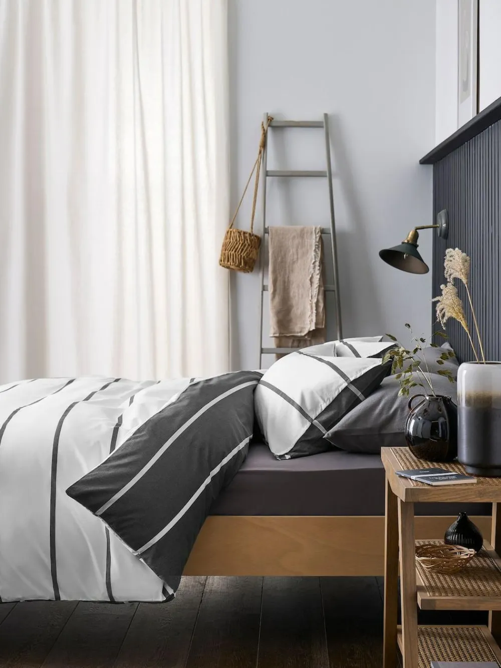 New Next 2 Pack Stripe Reversible Duvet Cover and Pillowcase Set Grey