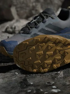 adidas Terrex adidas Terrex Skychaser AX5 GORE-TEX Hiking Trainers^ Sneakers