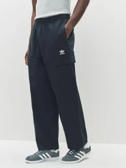 adidas originals Trefoil Essentials Woven Joggers^ Joggers|Joggers