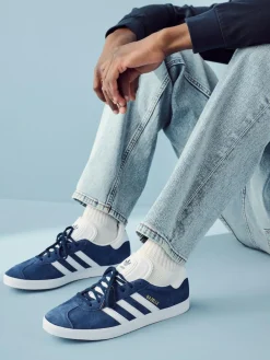 Discount adidas originals Navy Gazelle Trainers