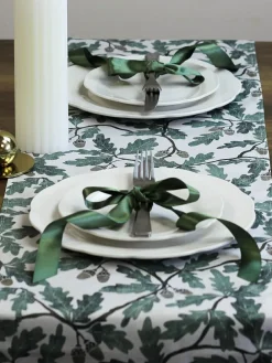 Avalon Home Green Oak 100% Cotton Table Runner^ Branded Kitchenware|Table Linen, Placemats & Coasters