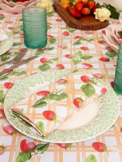 Hot Avalon Home Set of 2 Pink Strawberry Picnic Napkins