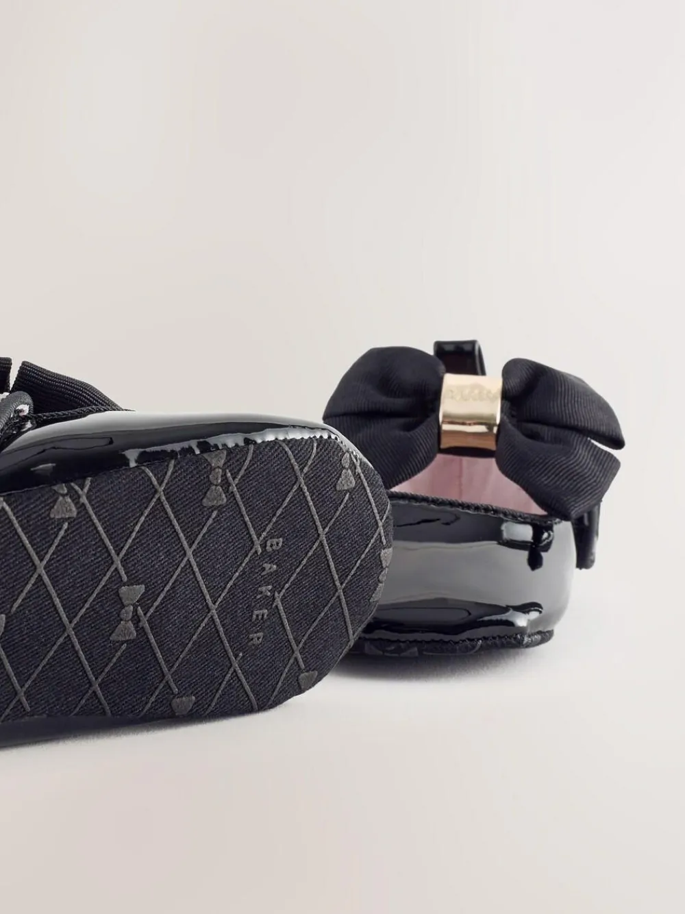 Discount Baker by Ted Baker Baby Girls Padders Shoes With Bow