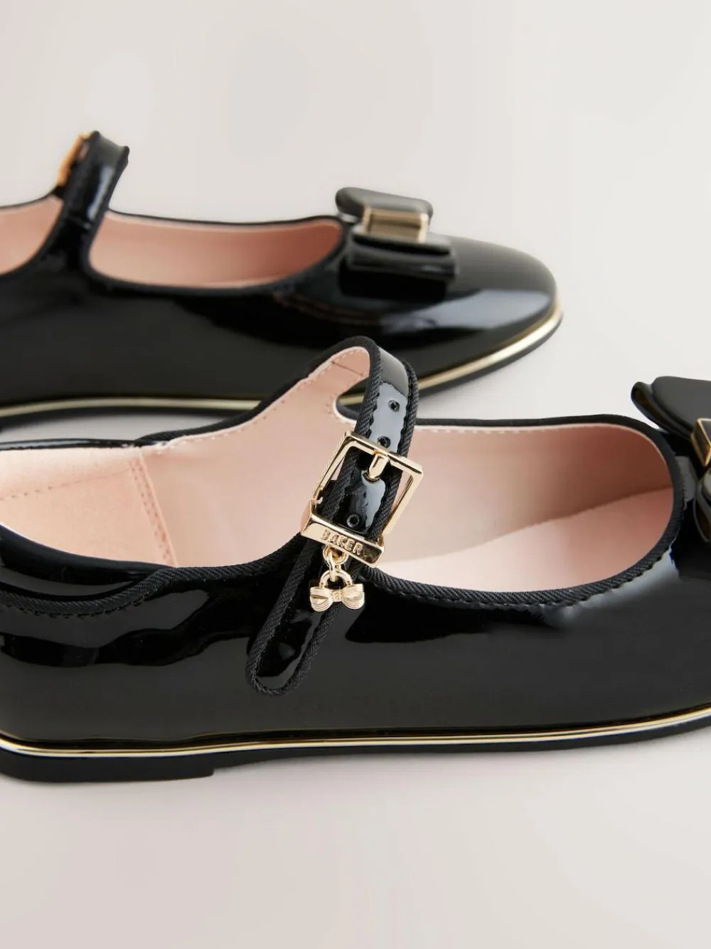 Baker by Ted Baker Girls Back to School Patent Mary Jane Black Shoes with Bow^ Shoes|Shoes