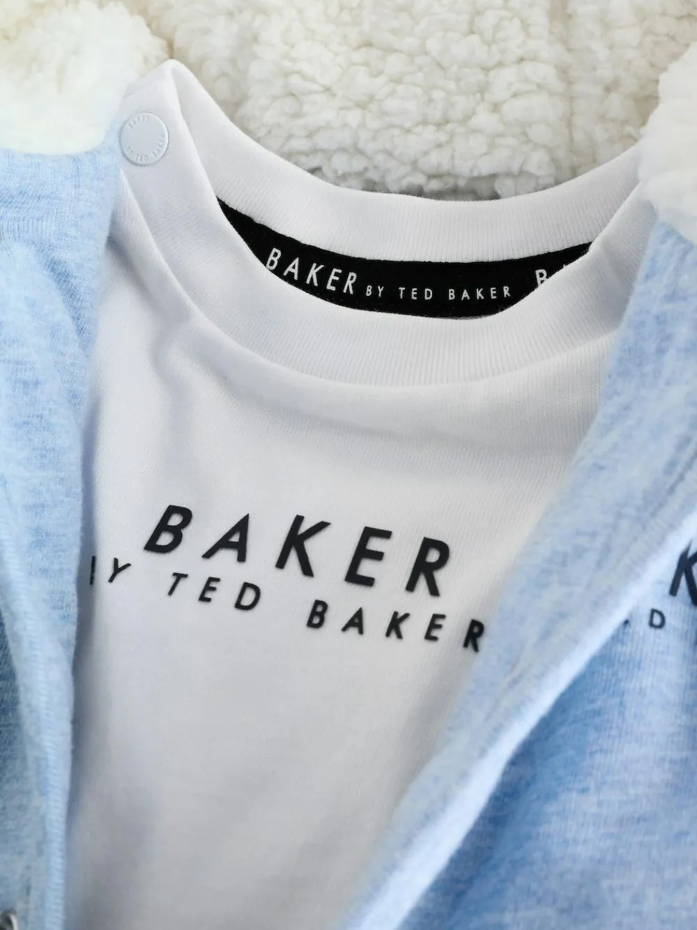 Baker by Ted Baker Quilted Jacket T-Shirt and Trousers 3 Piece Set^BOY Pants & Chinos