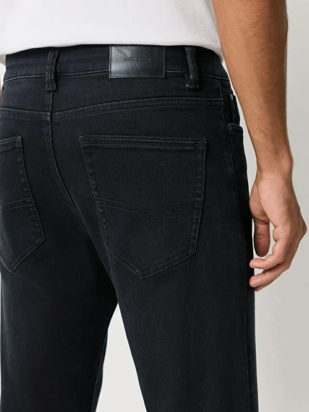 Next Black - ThermoGen Straight Fit Motionflex Jeans^ Jeans|Jeans