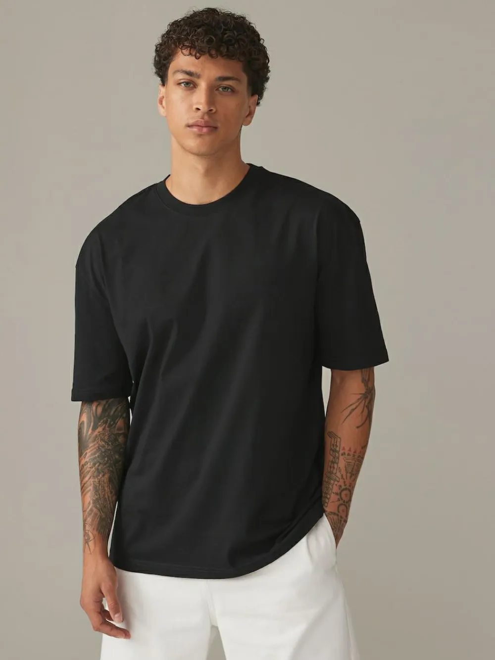 Outlet Next Essential Cotton T-Shirts Relaxed Fit 5 Pack Black