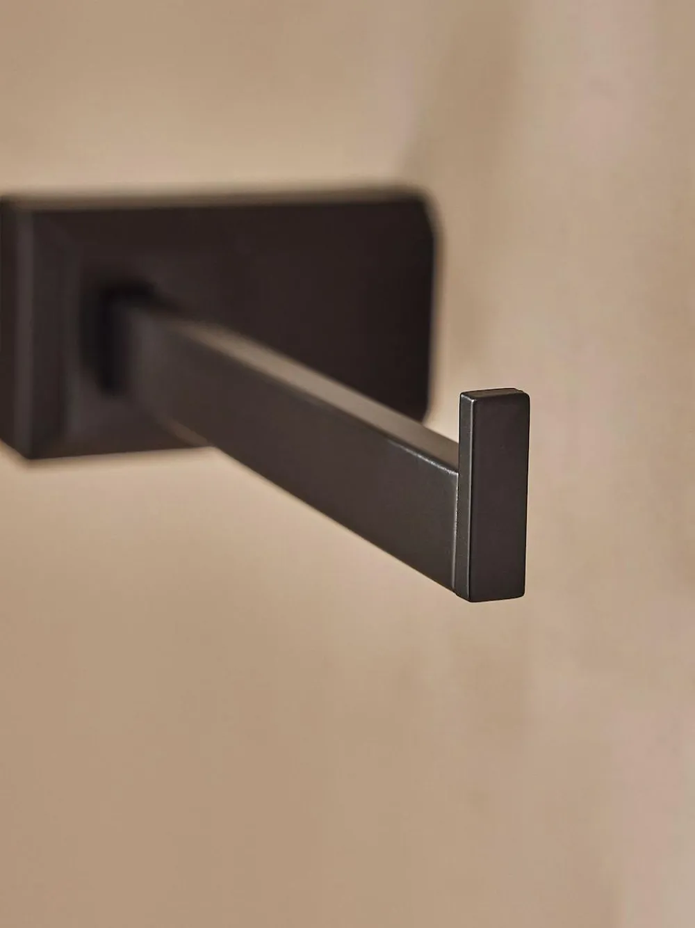 Discount Next Moderna Toilet Roll Holder Black