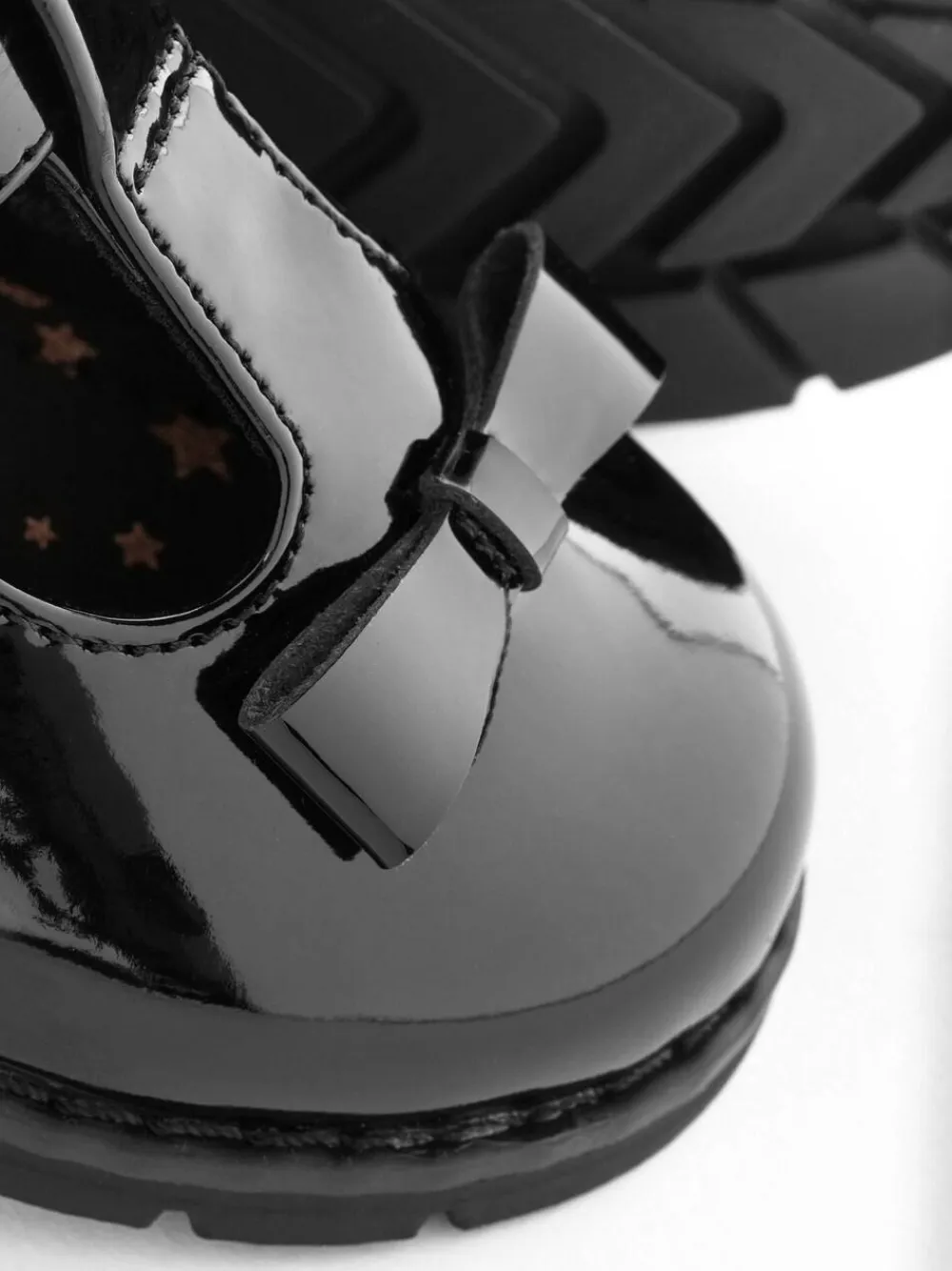 Next Standard Fit (F) School Junior Bow T-Bar Shoes^ Boots|Shoes