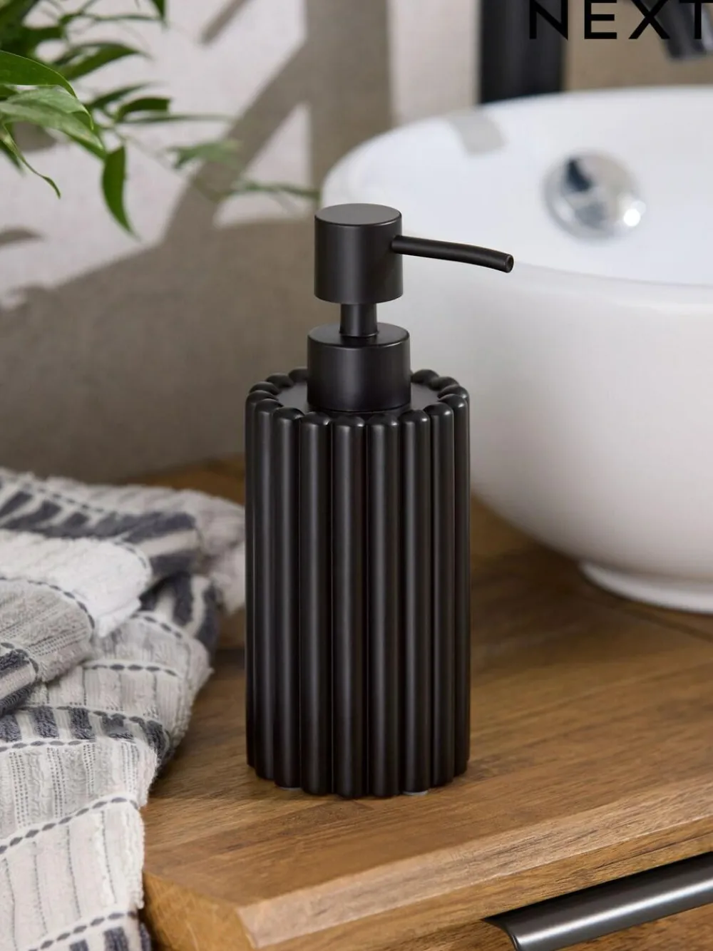 Online Next Rib Soap Dispenser Black