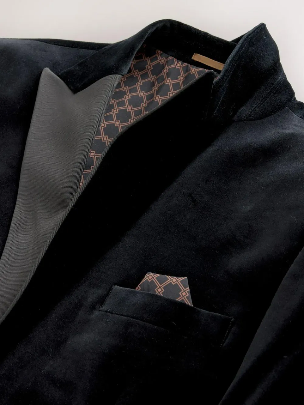 Hot Next Slim Fit Motionflex Stretch Velvet Blazer Black