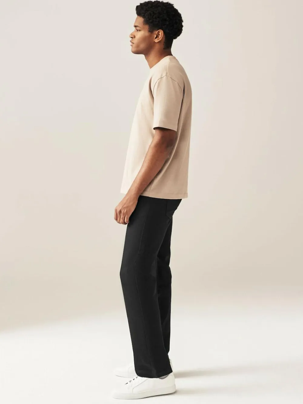 Next Black Solid Single Straight Fit Classic Stretch Jeans^ Jeans|Jeans