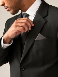 Next Black Tailored Fit Tailored Fit Wool Blend Motionflex Suit Jacket^ Black Suits