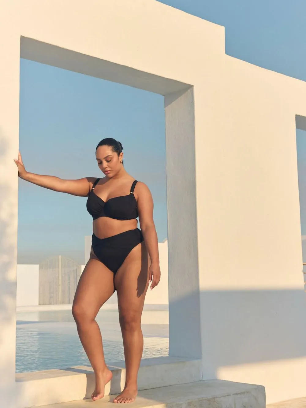 Best Next Ultimate Support F-K Underwired Bikini Top Black