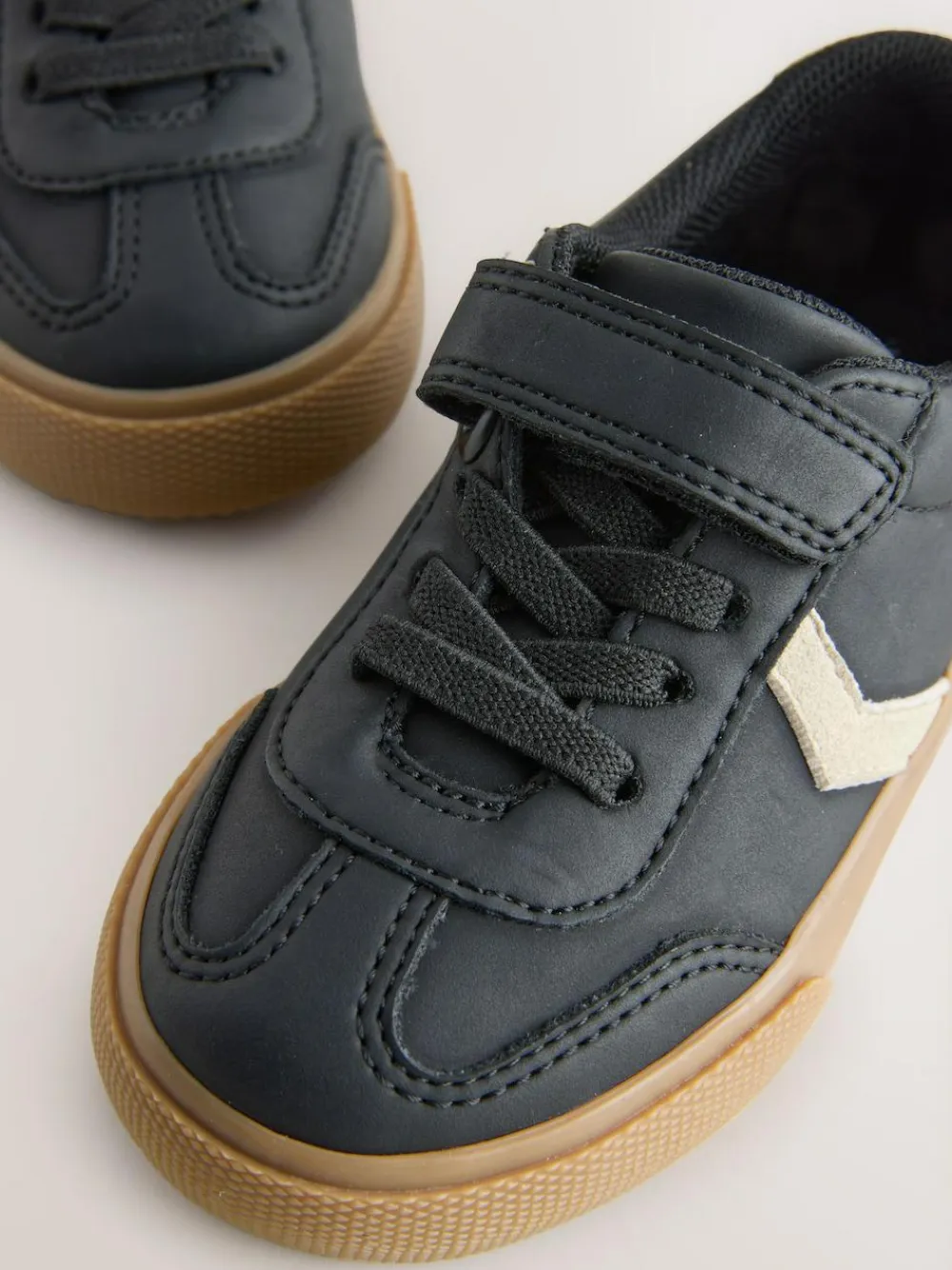 Outlet Next Wide Fit (G) Touch Fastening Elastic Lace Trainers Black