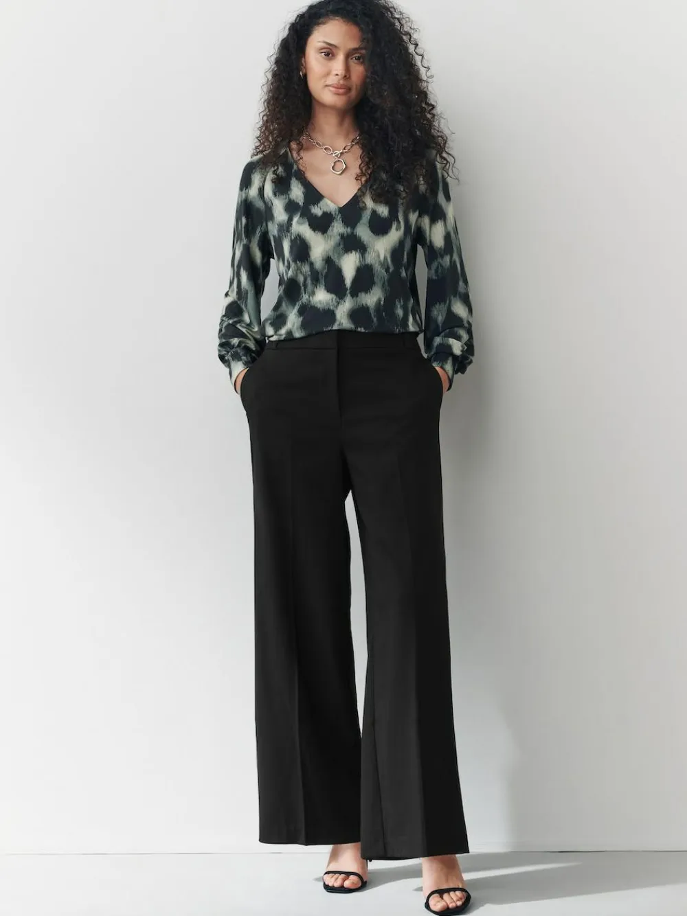 Next Black Wide Leg Tailored Trousers^Women Pants