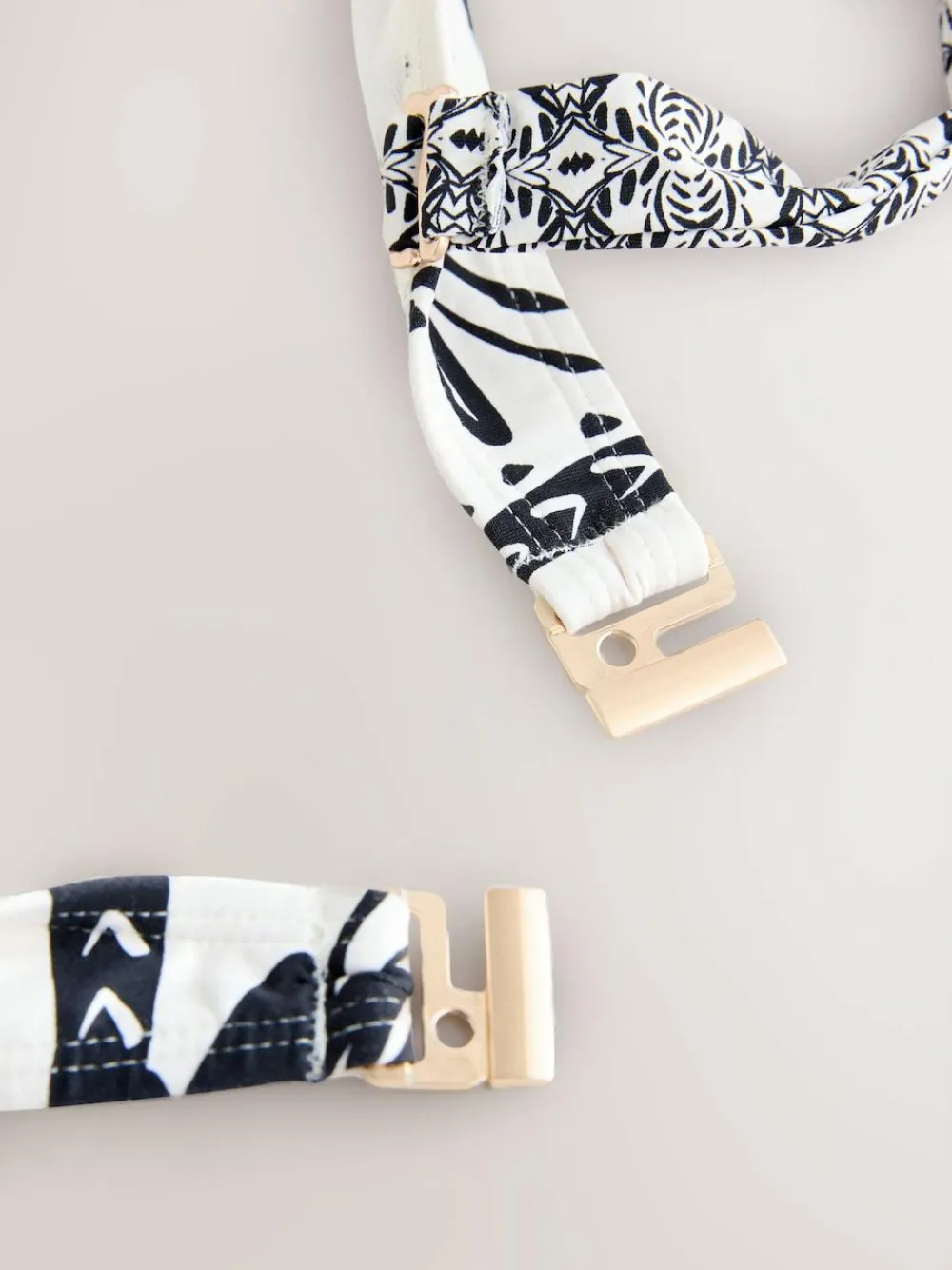 Online Next Black/Cream Palm Wired Bandeau Bikini Top