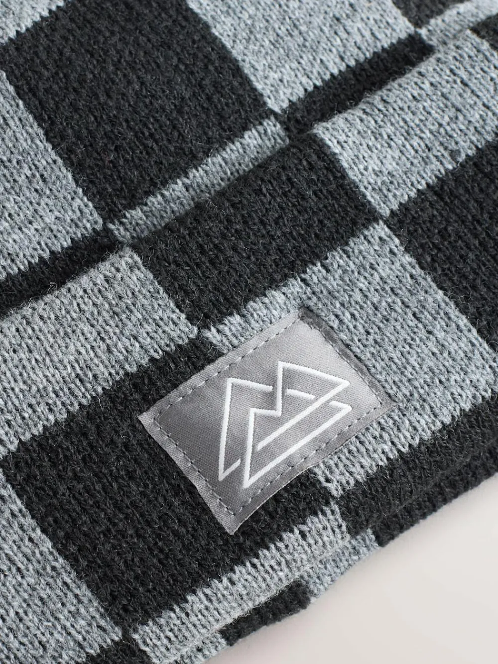 Online Next Beanie Hat (1-16yrs) Black/Grey Check