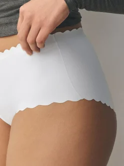 Best Next Midi No VPL Scallop Knickers 3 Pack Black/White/Nude