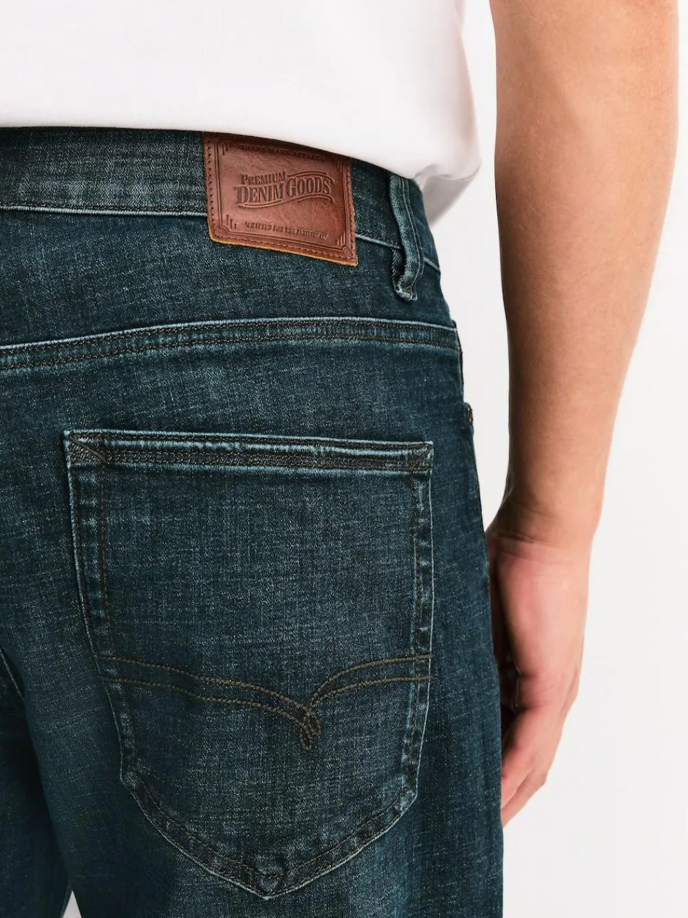 Next Blue Tint Slim Fit Motionflex Jeans^ Jeans|Jeans