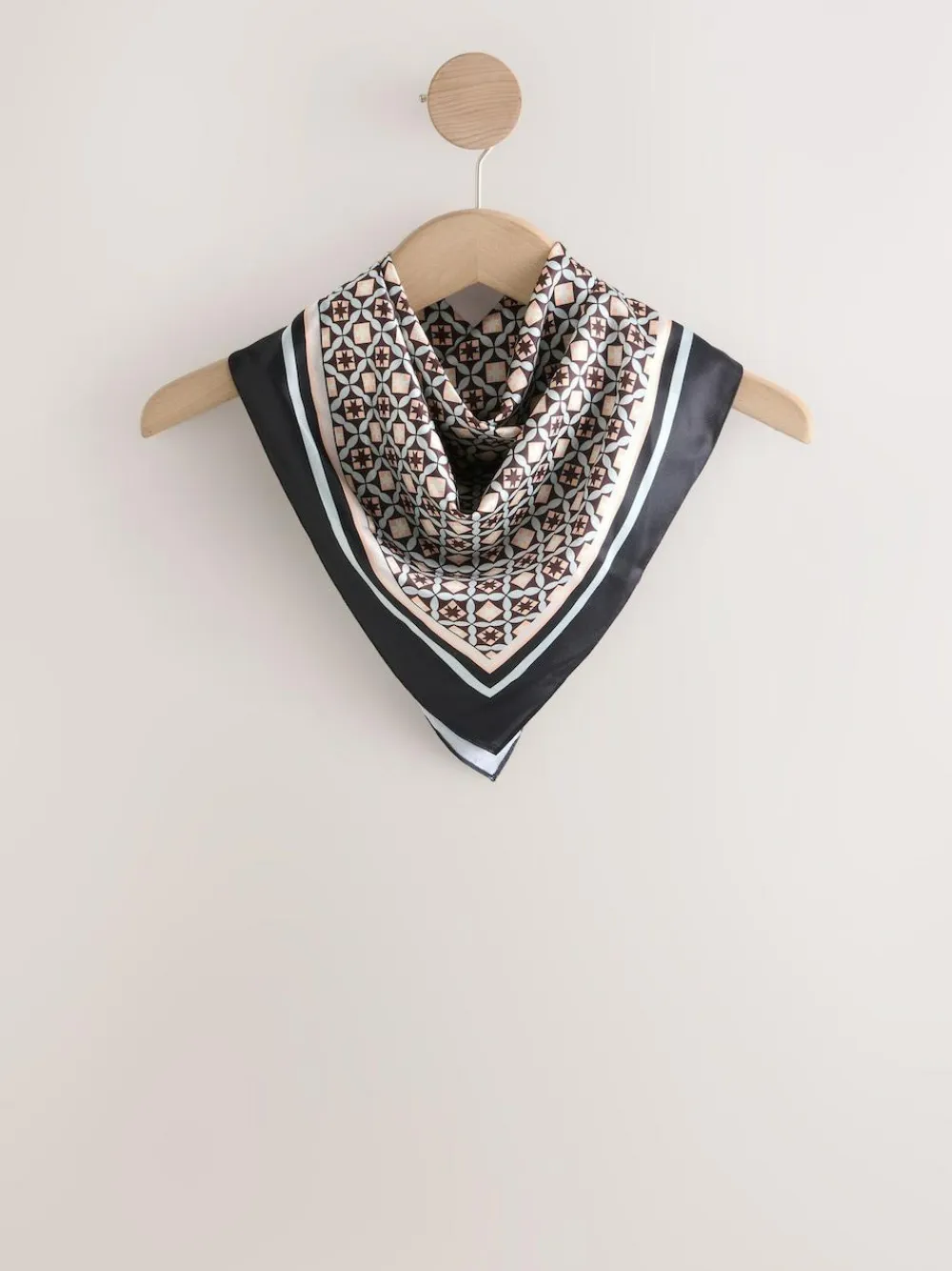 Next Brown Geometric Print Satin Square Scarf^Women Hats, Gloves & Scarves|Hats, Gloves & Scarves