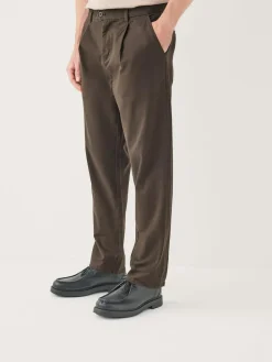 Discount Next Regular Tapered Fit Single Pleated Stretch Chinos Trousers Brown