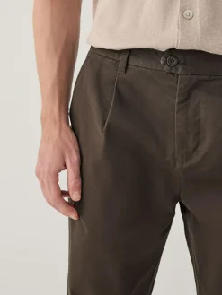 Discount Next Regular Tapered Fit Single Pleated Stretch Chinos Trousers Brown