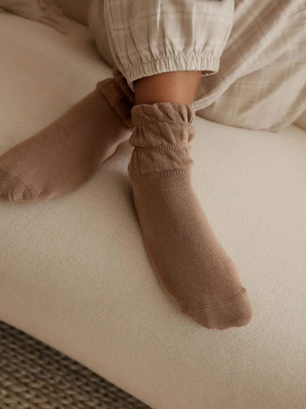 Outlet Next Burgundy Red and Tan Brown Slouchy Ankle Socks 2 Pack