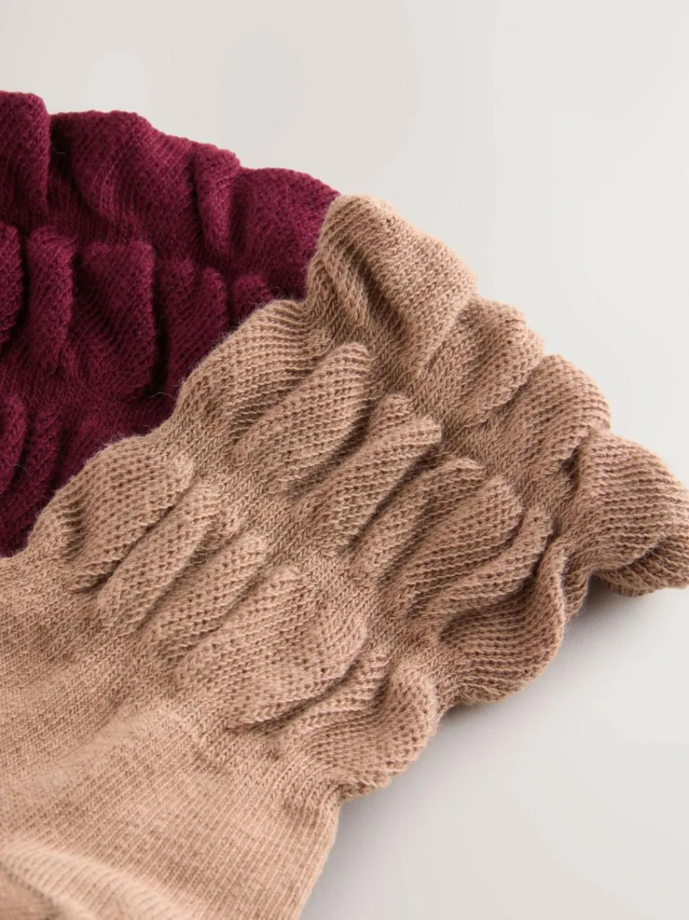 Outlet Next Burgundy Red and Tan Brown Slouchy Ankle Socks 2 Pack