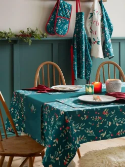 Sale Catherine Lansfield 4 Pack Green Christmas Holly & Mistletoe 100% Cotton Placemats