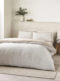 Catherine Lansfield Oxford Pinstripe Reversible Duvet Cover Set^ Branded Bedlinen