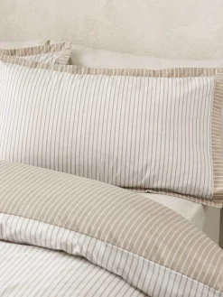 Catherine Lansfield Oxford Pinstripe Reversible Duvet Cover Set^ Branded Bedlinen