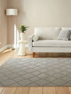 Catherine Lansfield Silver Cosy Diamond Washable Rug