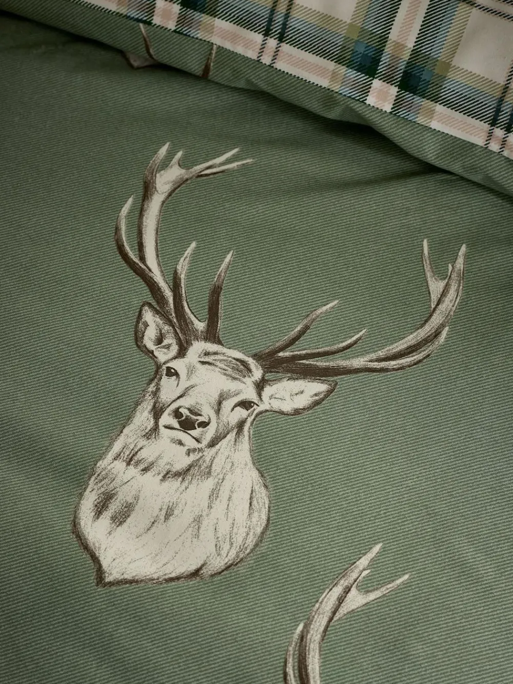 Catherine Lansfield Soft Green Christmas Stag Check Reversible Duvet Cover Set^ Branded Bedlinen