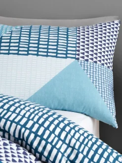Outlet Catherine Lansfield Teal Blue Larsson Geo Duvet Cover and Pillowcase Set