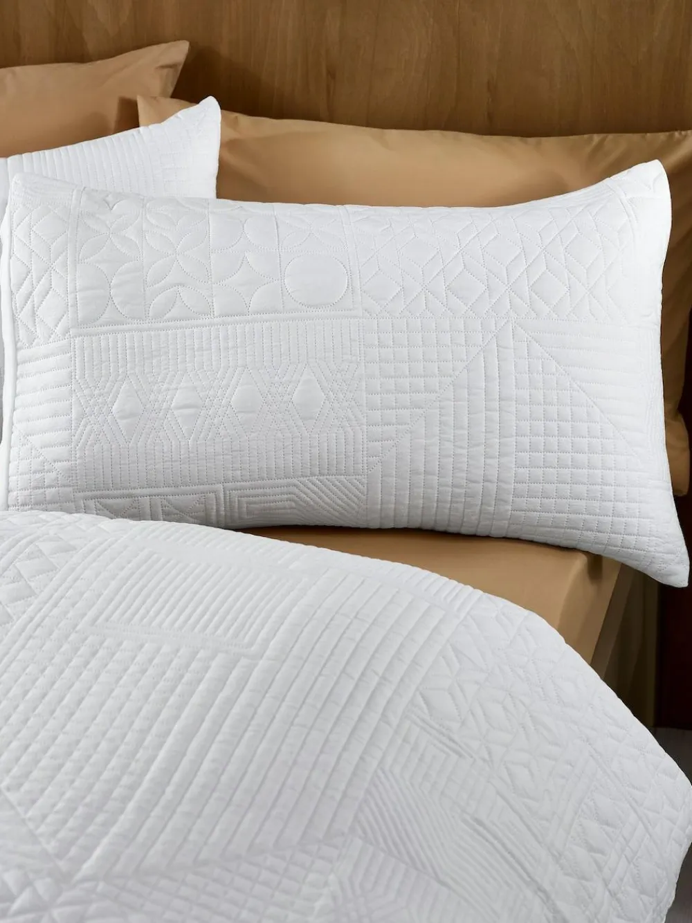 New Catherine Lansfield Folkstone Geo Duvet Cover Set White