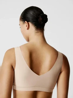 Chantelle Soft Stretch Seamless V-Neck Padded Crop Top^Women Dd+ Range