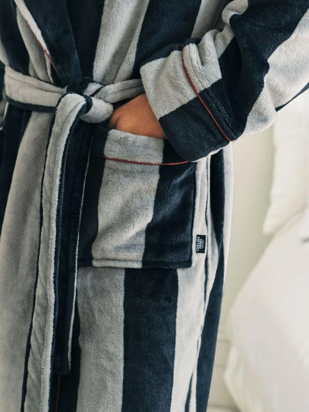 Best Chelsea Peers Blue Fleece Stripe Dressing Gown