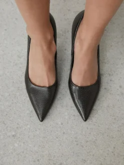 Next Standard/Wide Fit Forever Comfort® Point Toe Court Heels^Women Heels