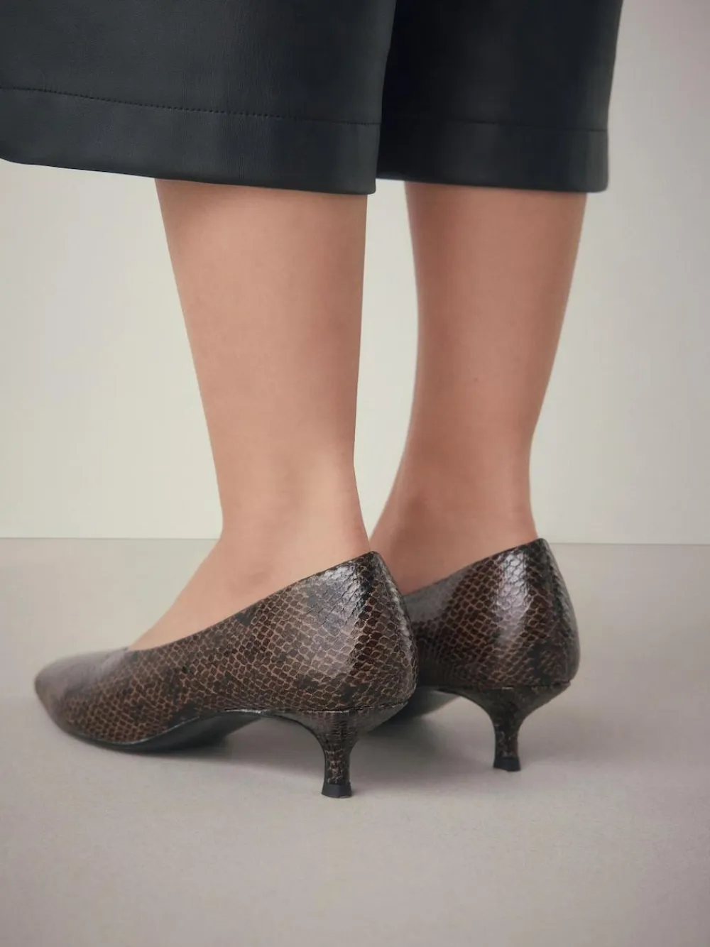 Online Next Standard/Wide Fit Point Toe Low Kitten Heels Shoes Chocolate Brown