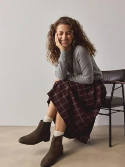 Next Chocolate Brown Suede Embossed Standard/Wide Fit Forever Comfort® Chelsea Ankle Boots^Women Boots & Wellies|Boots