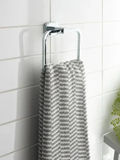 Next Garda Ring^ Bathroom Accessories