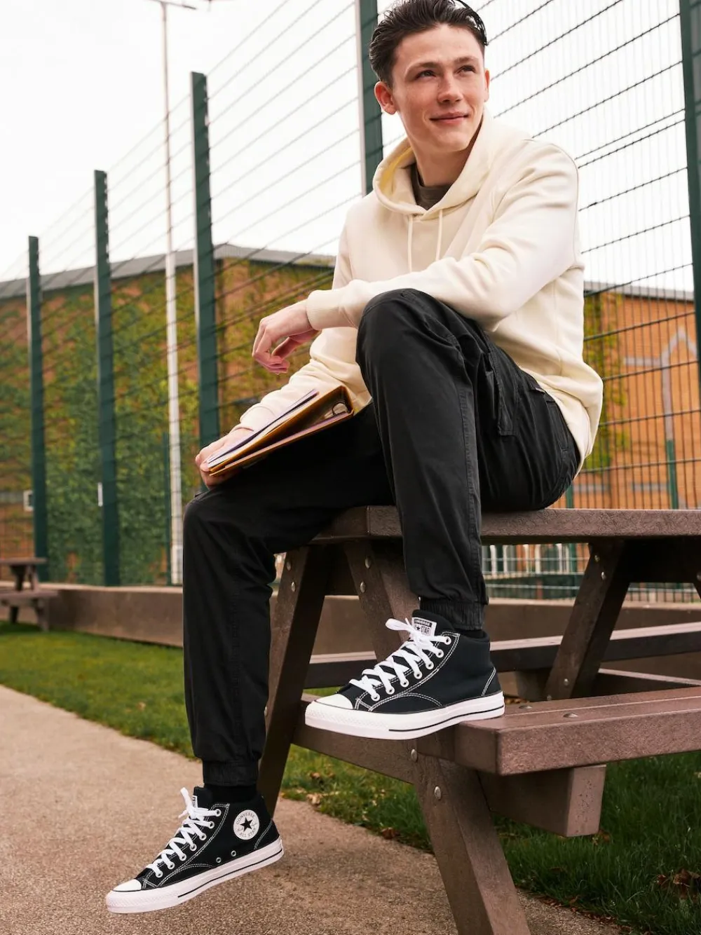 Outlet Converse Black Chuck Malden Street Trainers