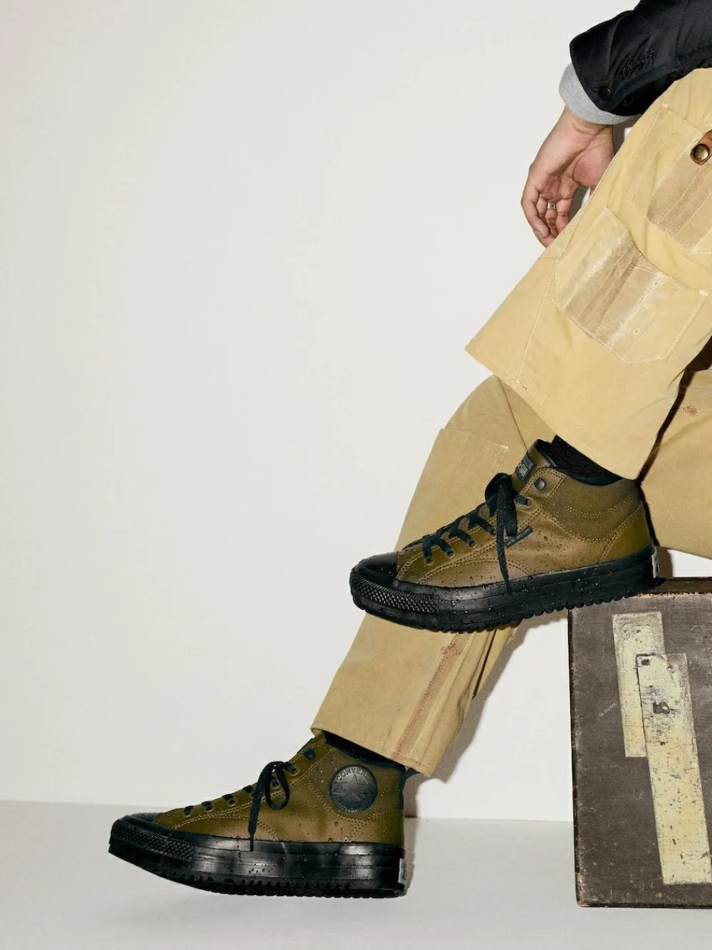 Outlet Converse Chuck Taylor All Star Malden Street Mid Top Trainers Brown