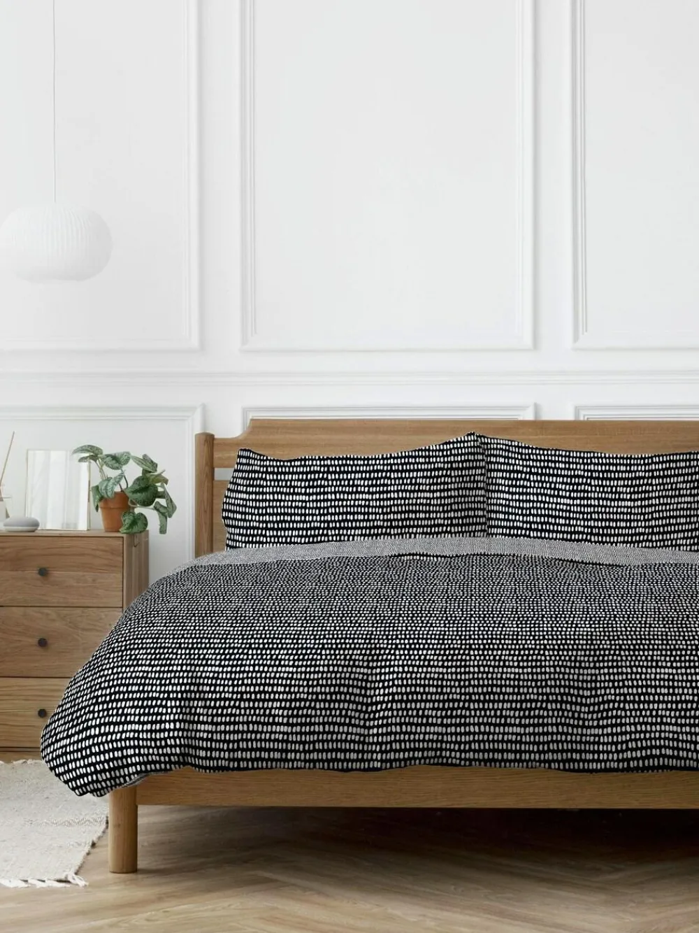 Clearance Copenhagen Home Black Arri Duvet Cover and Pillowcase Set