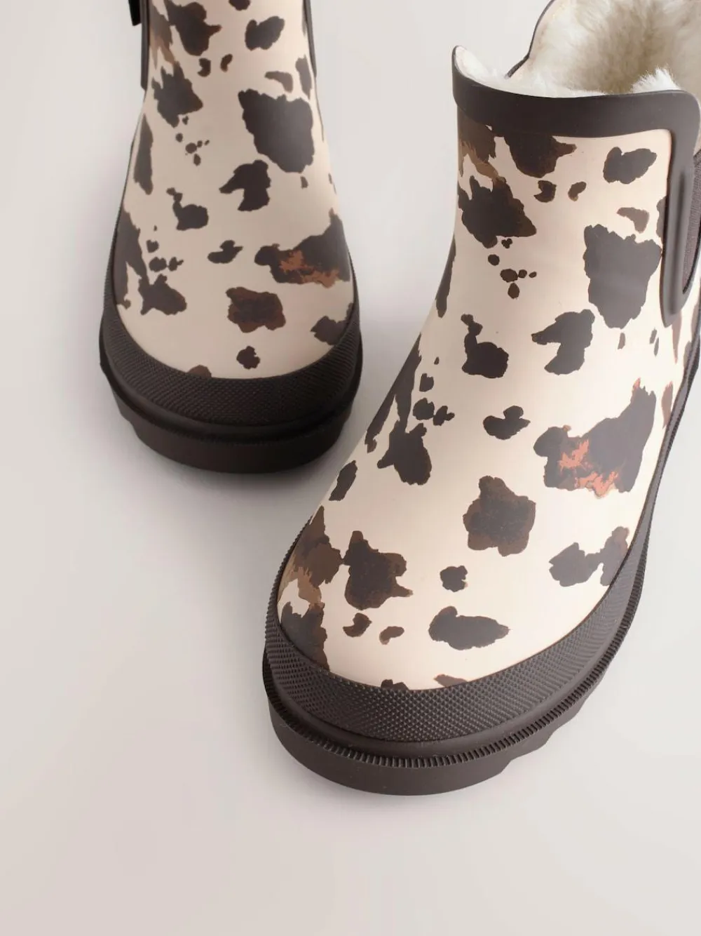 Outlet Next Cow Print Chelsea Wellies
