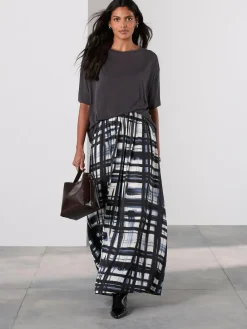 New Next Satin Pleated Maxi Skirt Cream/Navy Check