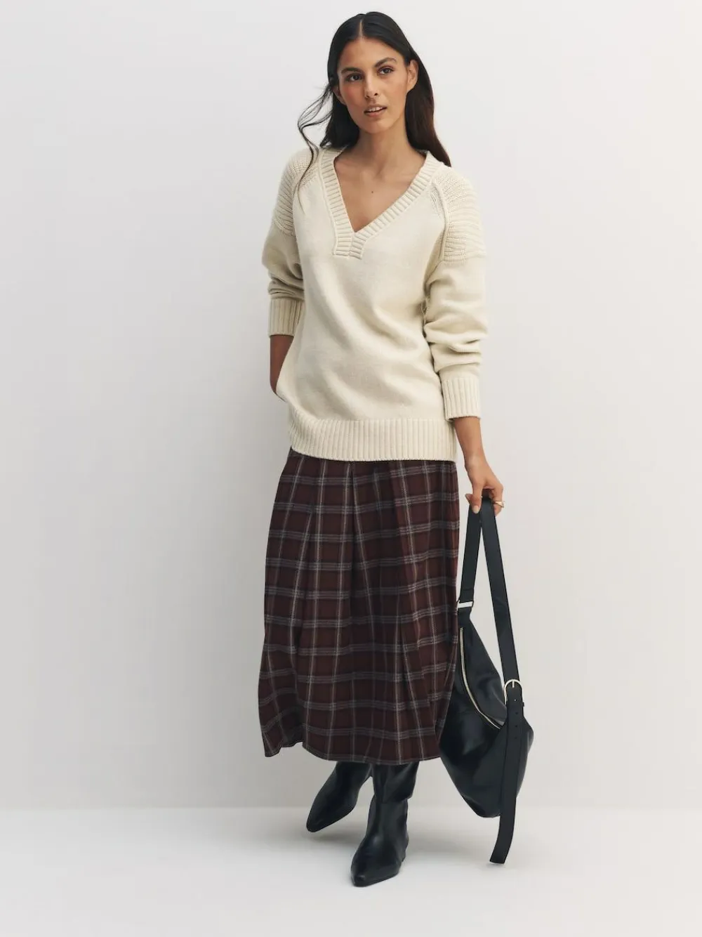 Best Next Cotton And Wool Blend Longline V-Neck Jumper Ecru