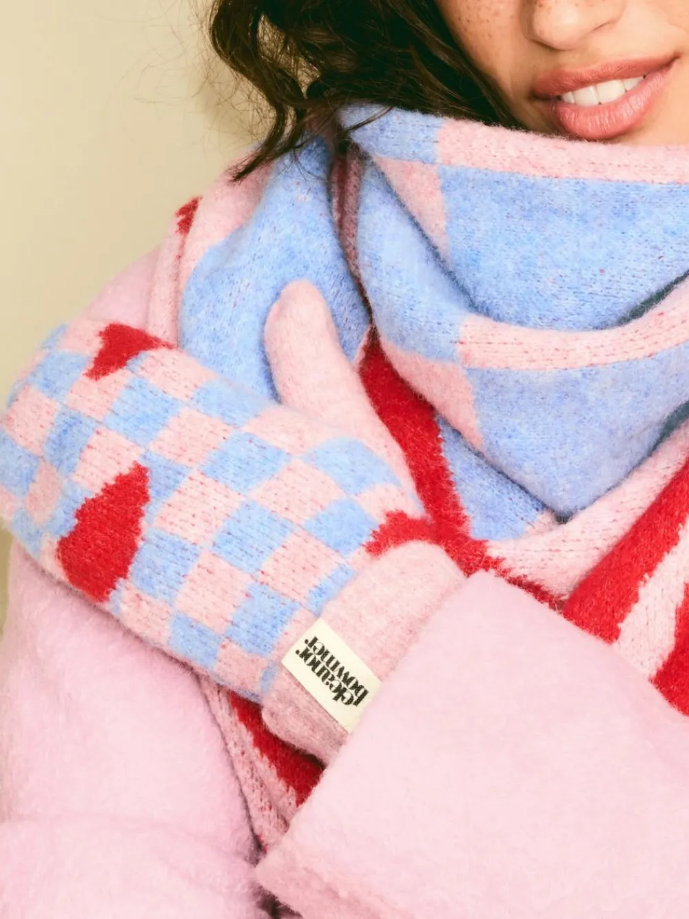 Discount Eleanor Bowmer Checkerboard Lips Mittens White/Black