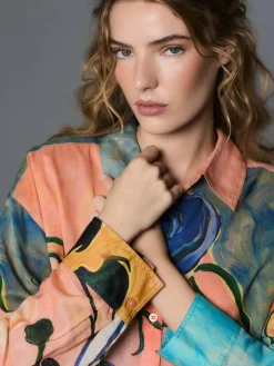 Hot Next Elizabeth Power Artist Print Relaxed Long Sleeve Cotton Lightweight Shirt